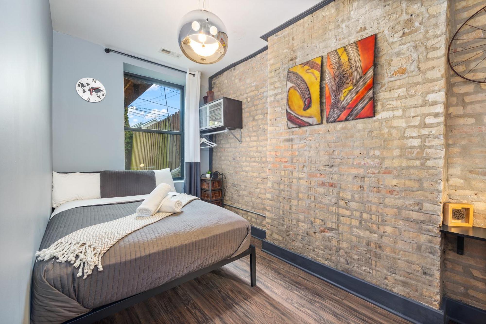 Mccormick Place Guest House Chicago Bagian luar foto